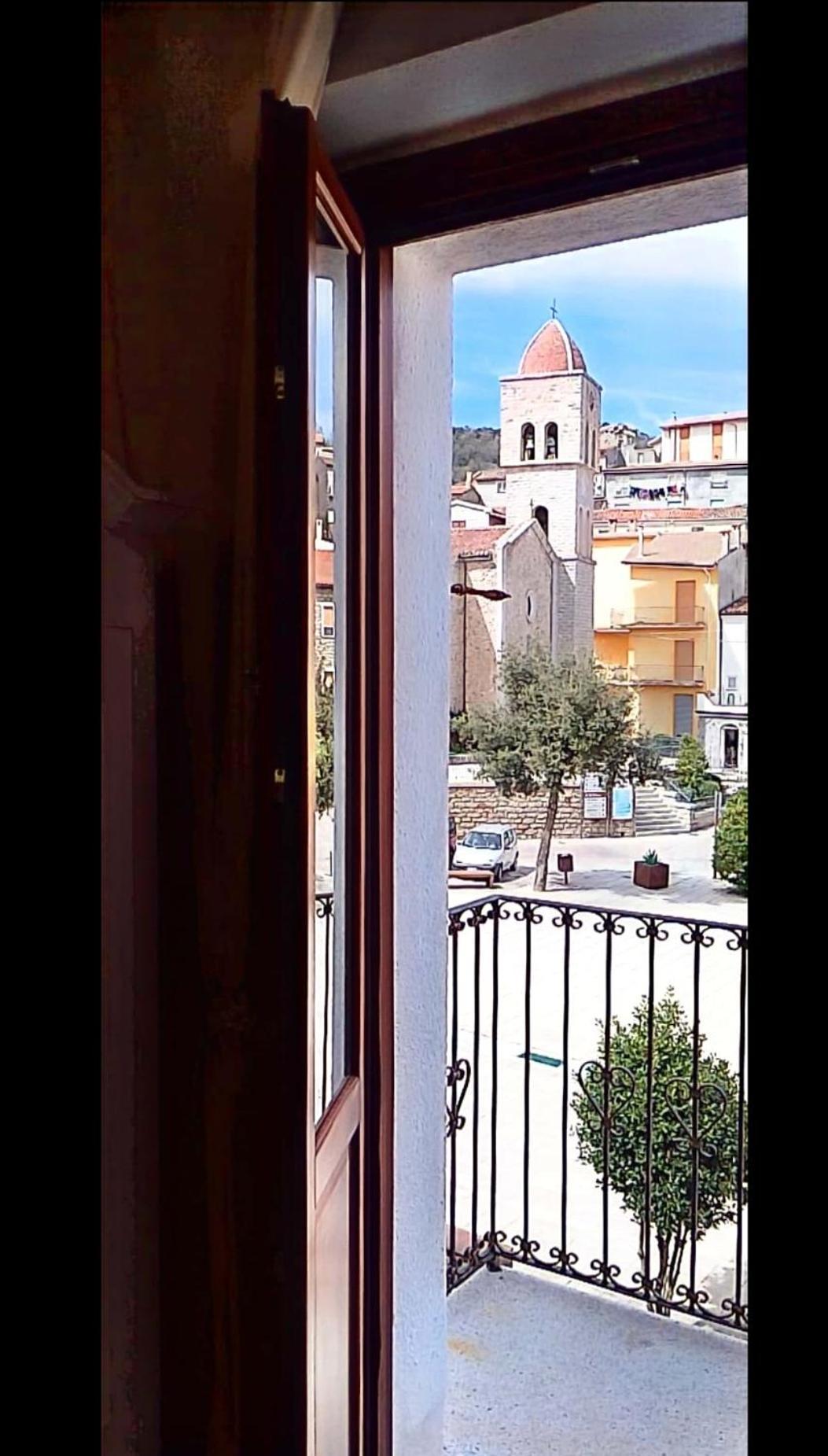 La Plaza Hotell Ollolai Eksteriør bilde